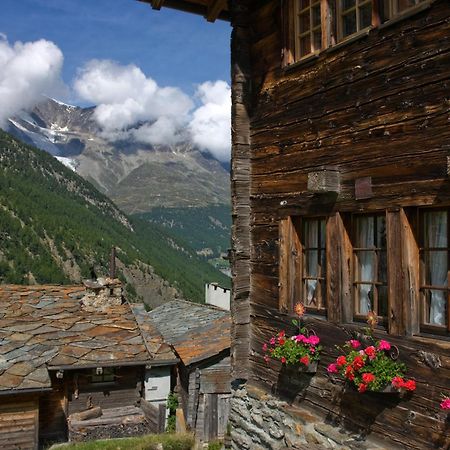 Hotel Olympia Saas-Almagell Esterno foto
