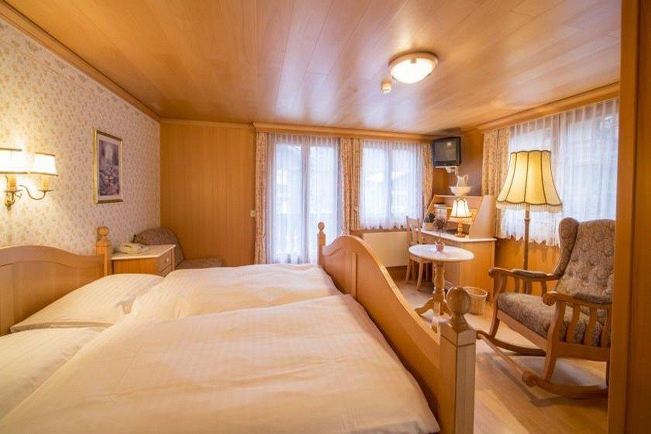 Hotel Olympia Saas-Almagell Esterno foto