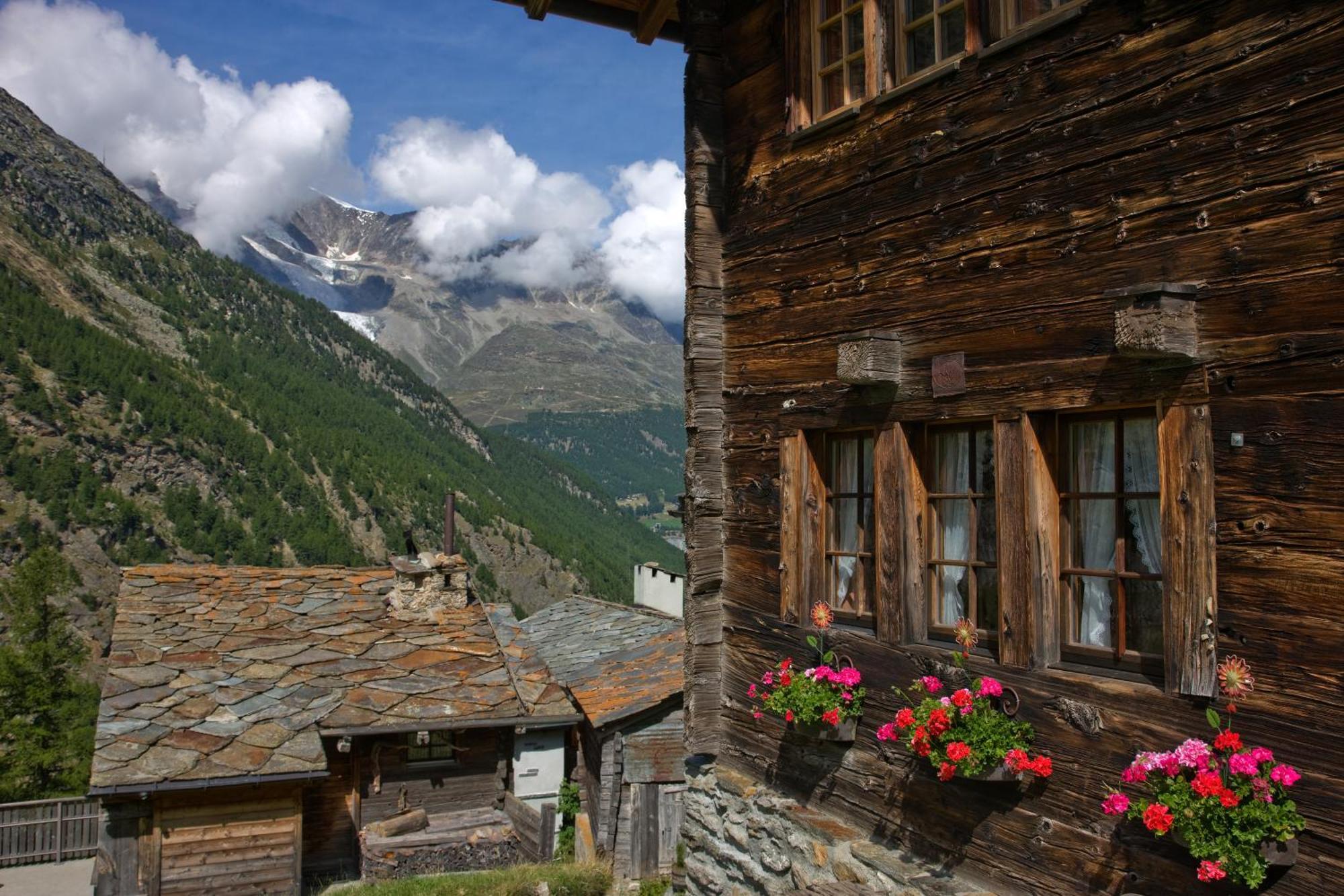 Hotel Olympia Saas-Almagell Esterno foto