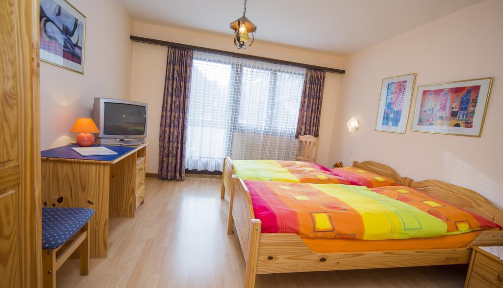 Hotel Olympia Saas-Almagell Camera foto
