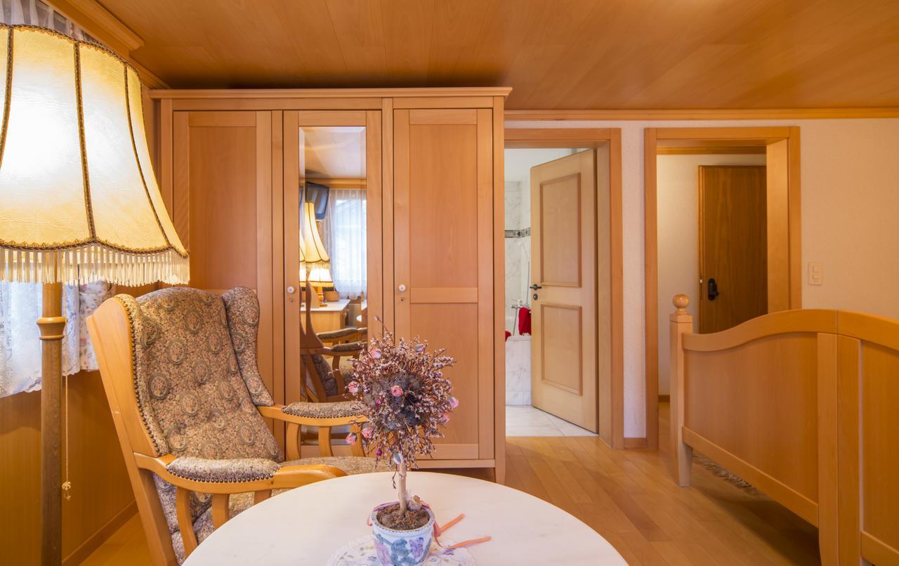Hotel Olympia Saas-Almagell Esterno foto